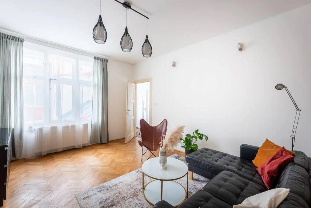 2 Bedrooms Apt Near Wenceslas Sq Prag Exterior foto