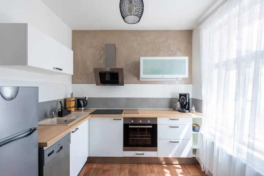 2 Bedrooms Apt Near Wenceslas Sq Prag Exterior foto